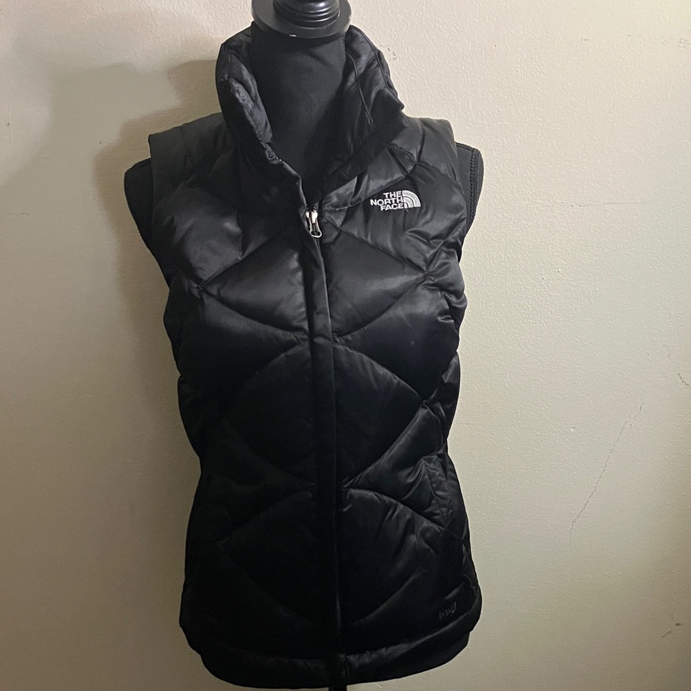 The North Face Women's Black Puffer Vest
